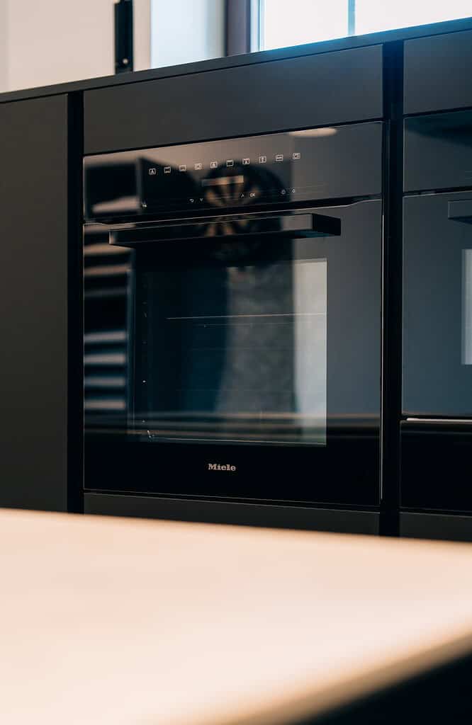 Showküche von Timbers.kitchen in Weiden