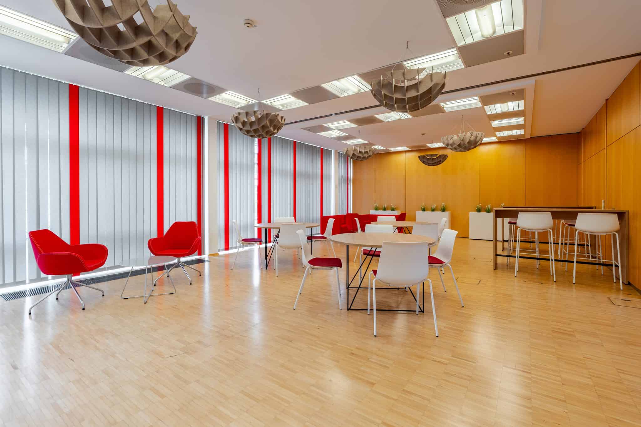 Sparkasse Amberg-Sulzbach – sanierte Büro- und Aufenthaltsflächen
