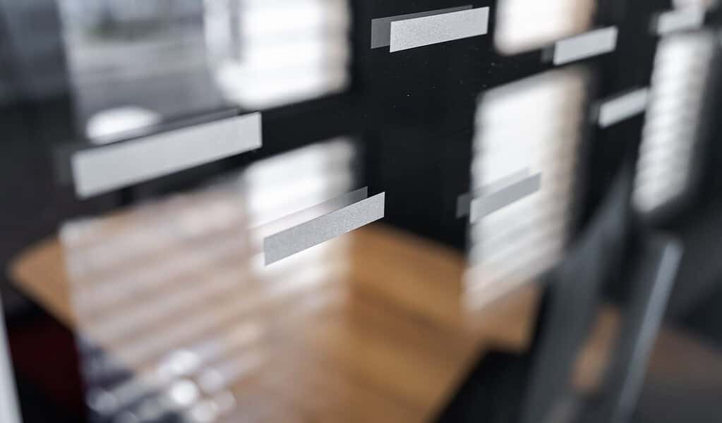 Sparkasse Nördliche Oberpfalz – SEDUS Raum-in-Raum-Cube im Großraumbüro
